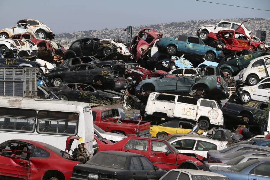 Semovi: autos abandonados en corralones, serán chatarrizados