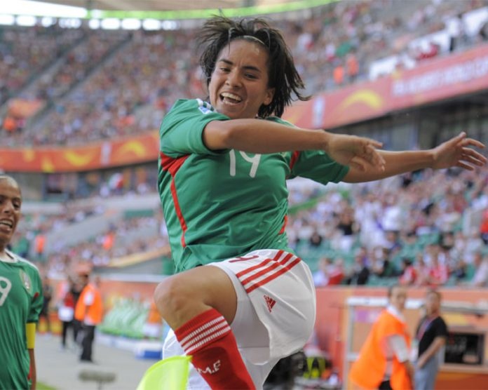 Mónica Ocampo gana el mejor gol en Mundiales Femeniles