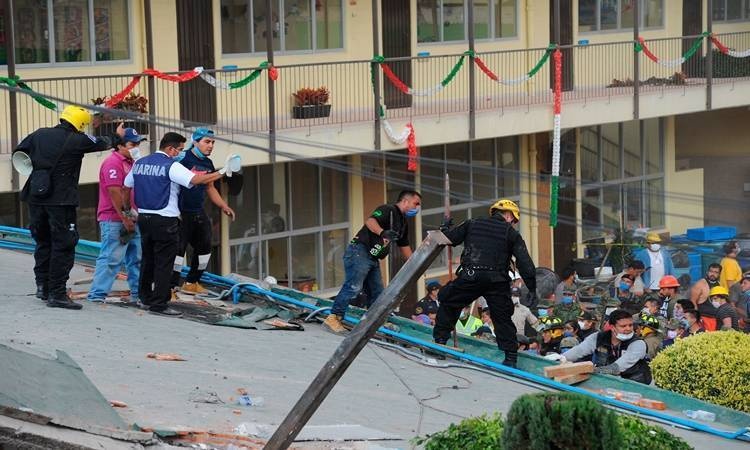 Avanza 92 por ciento rehabilitación de planteles escolares de CDMX: INIFED