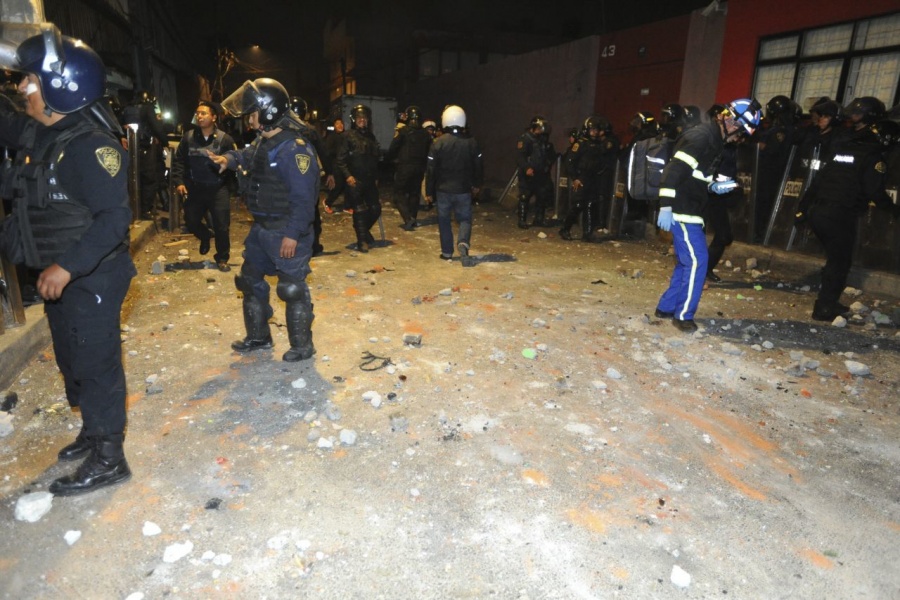 Milpa Alta: Policías se enfrentan con habitantes que iban a linchar a una persona