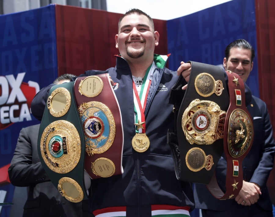 Cristiano Ronaldo se declara fan del boxeador mexicano Andy Ruiz