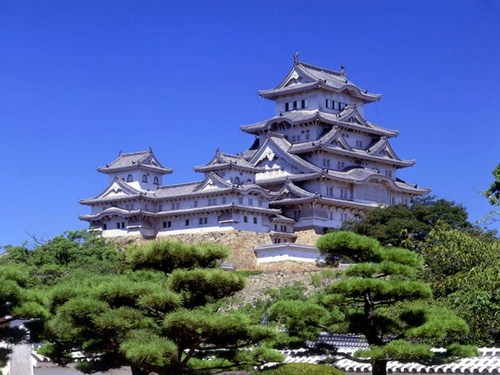 Japón apuesta por rebajar sus costos para alentar a los turistas a viajar