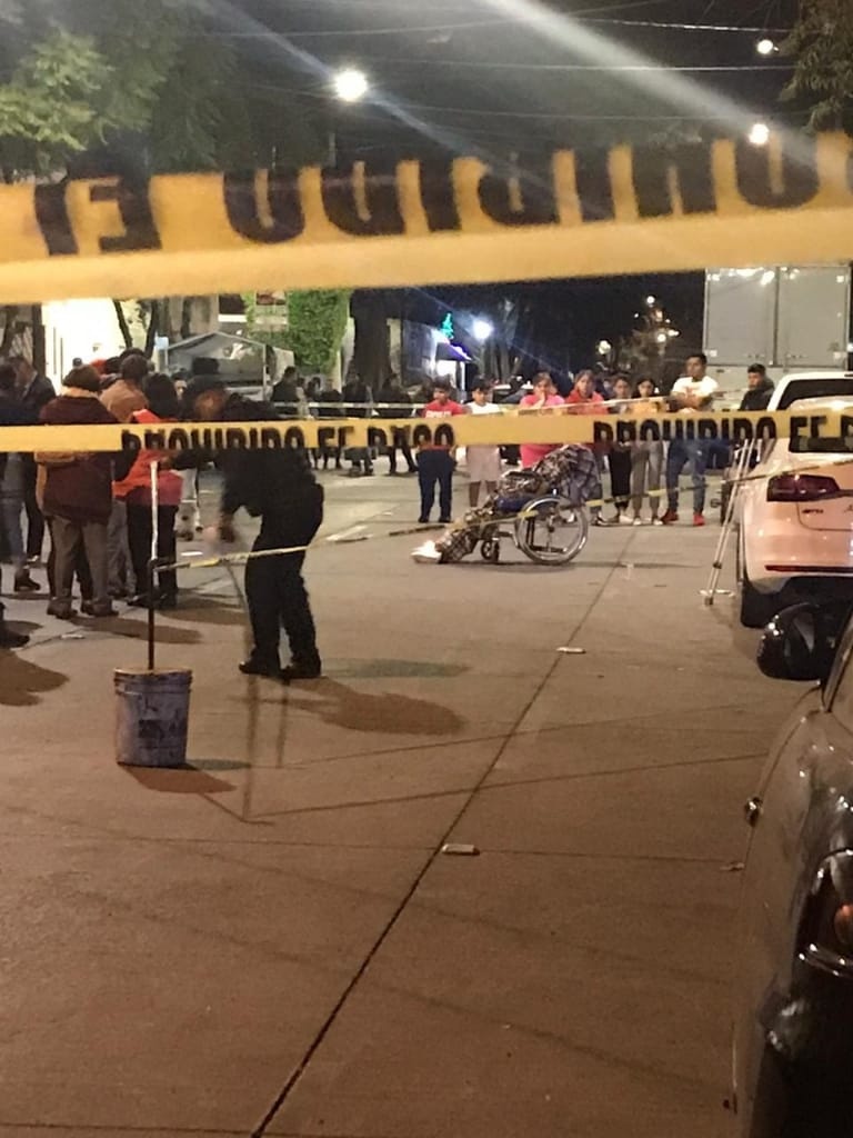 Balean a hombre en silla de ruedas en la colonia Doctores