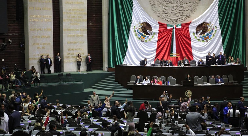 Enlistan diputados panistas datos negativos de AMLO