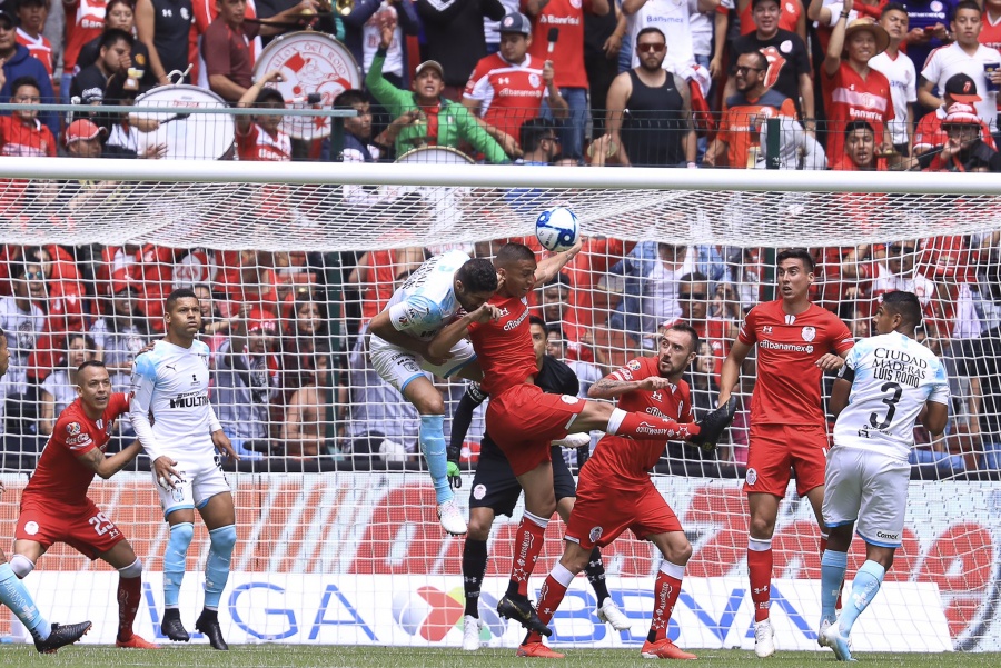 Querétaro gana 2-0 al Toluca en la primera fecha de la Liga MX