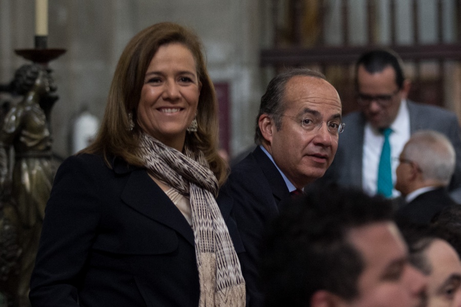 INE acepta solicitud para crear partido político de Calderón y Zavala