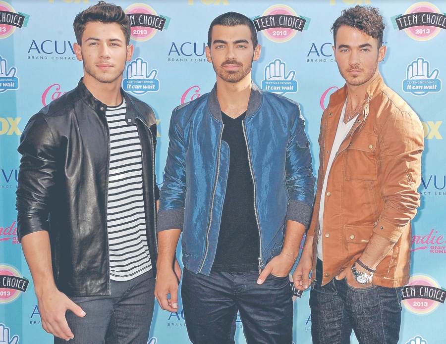 Tras seis años de ausencia Jonas Brothers se reúnen