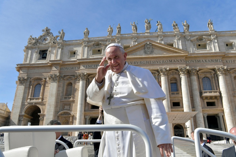 Papa Francisco llama a líderes mundiales a actuar con sabiduría