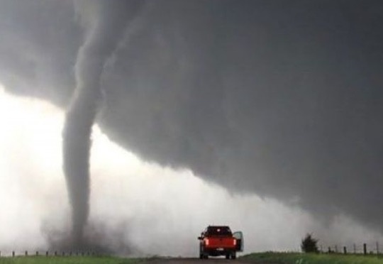 23 muertos por el tornado en Alabama