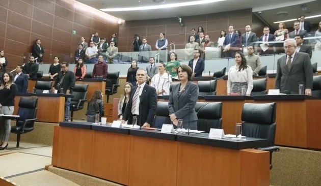 Muere trabajadora de limpieza en el Senado