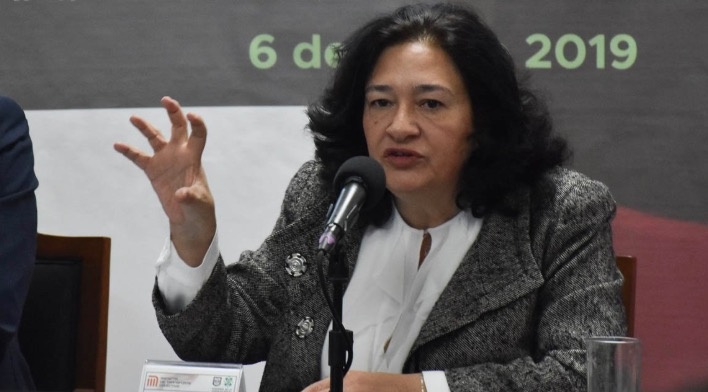 Directora del STC denuncia corrupción