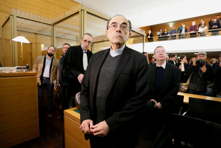 Por encubrir casos de pederastia, Philippe Barbarin presentará al Papa su dimisión como Arzobispo