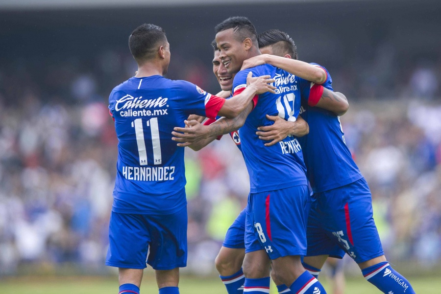 Cruz Azul corre contra el reloj