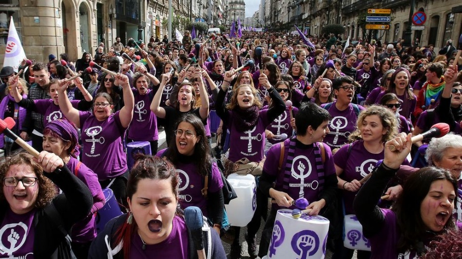 Si nosotras paramos el mundo para la huelga feminista del 8M en España