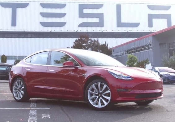 Tesla Model 3 disponible en México