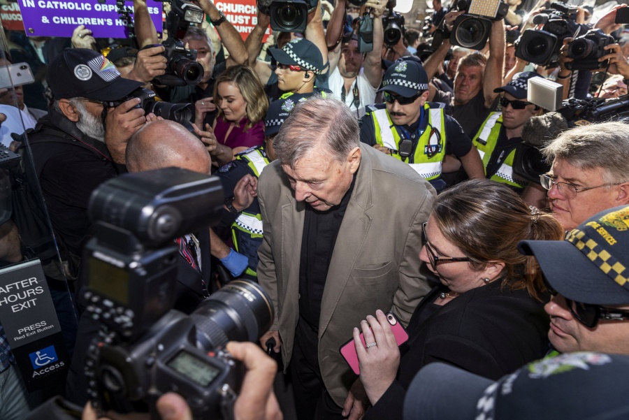 George Pell es condenado a 6 años por abuso infantil