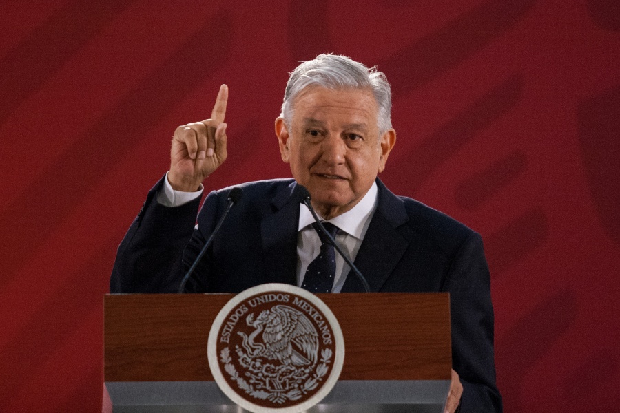 Celebra AMLO elección de nueva ministra de la Corte