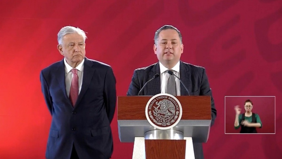 Denuncia AMLO