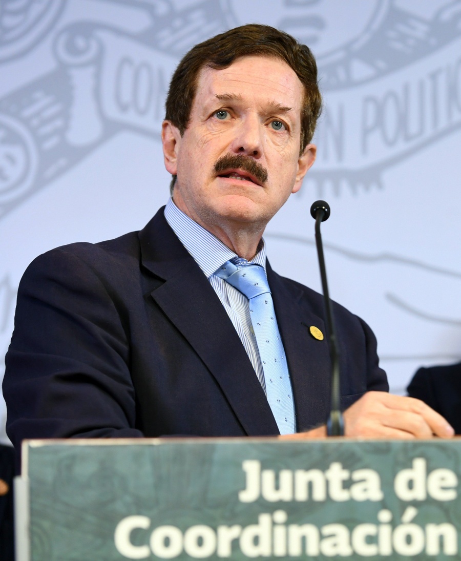 En Reforma Educativa no se puede permitir chantajes: Romero Hicks