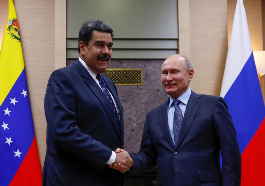 Maduro defiende la cooperación militar con Rusia