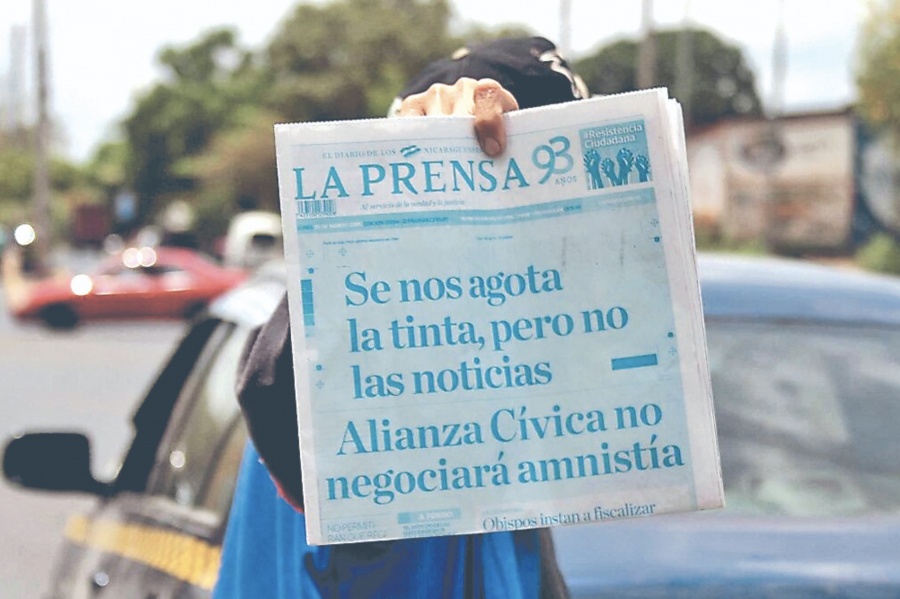 “Se nos agota la tinta, pero no las noticias”