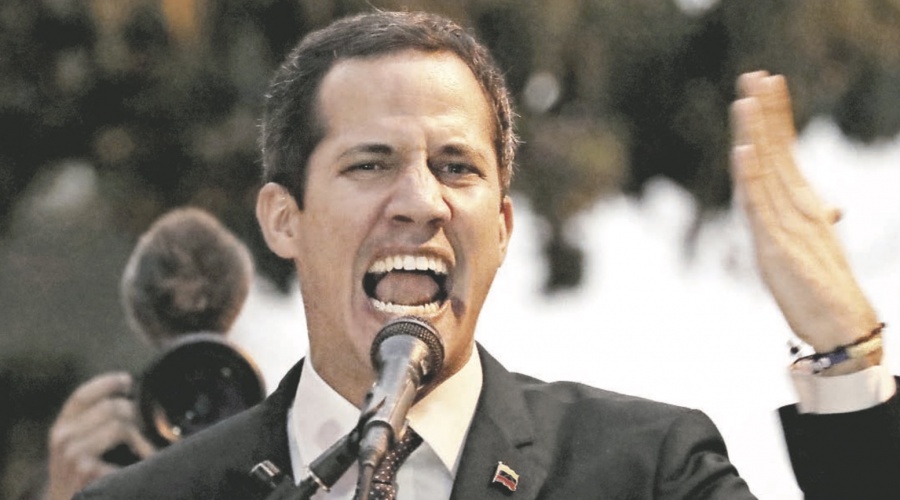 Chavismo inhabilita a Guaidó; experto asegura que no es legal