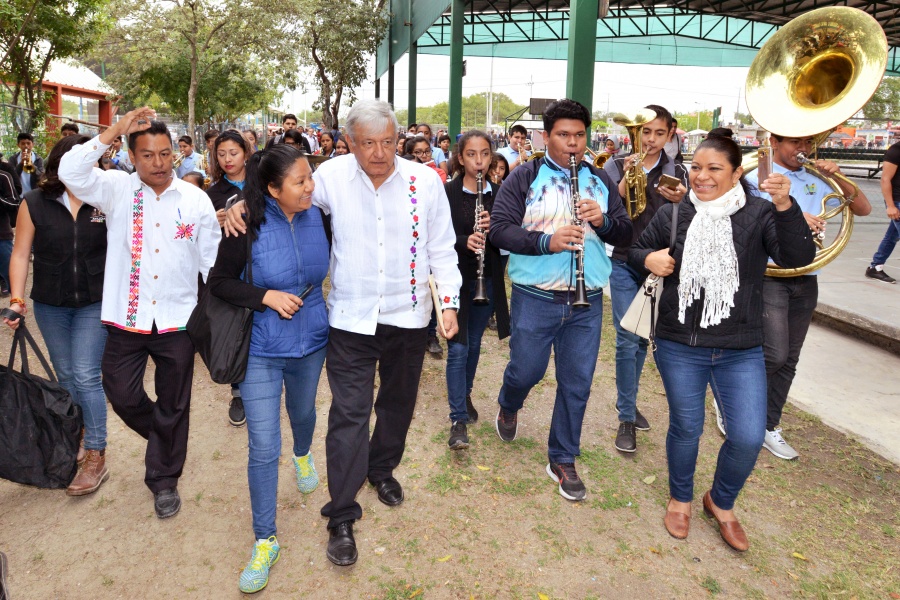 Tenemos que echar a andar, al elefante reumático: AMLO en Ciudad Valles, SLP