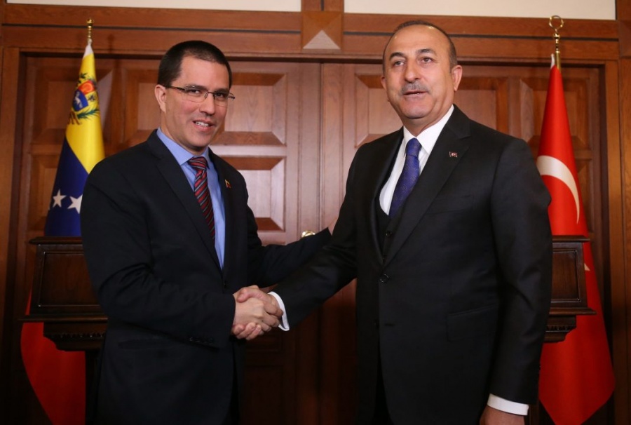 Canciller turco reitera apoyo total a Maduro y reforzará la cooperación bilateral