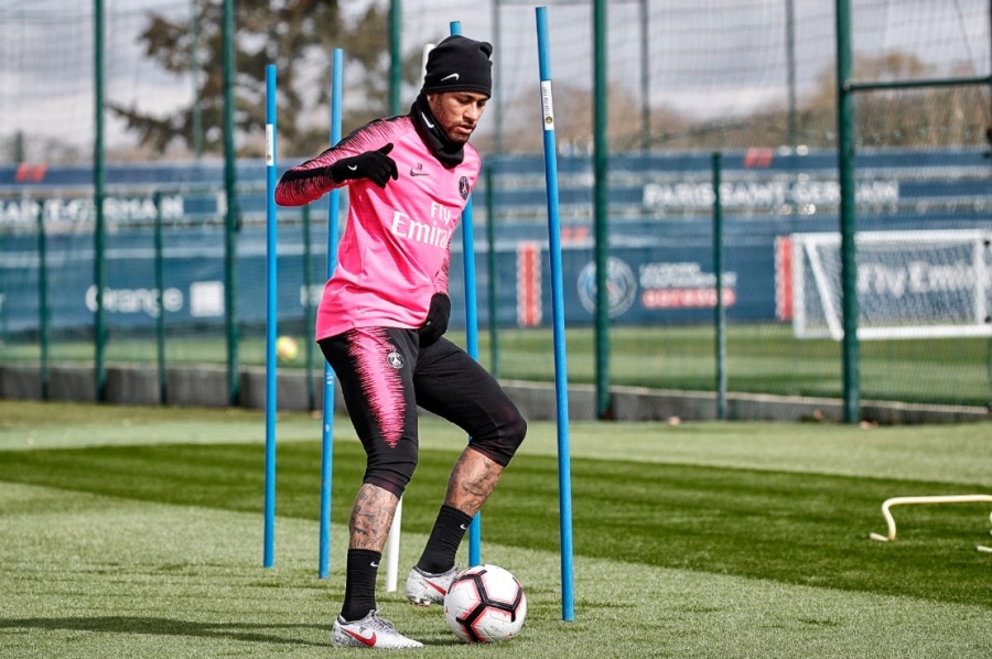 Neymar vuelve a los entrenamientos con el PSG