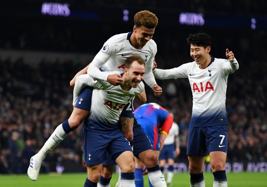 Tottenham celebra inauguración de nuevo estadio con victoria sobre Crystal Palace