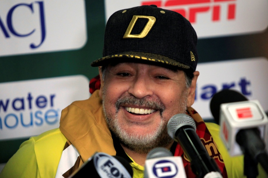 Femexfut abre investigación contra Maradona por dedicar victoria a Maduro