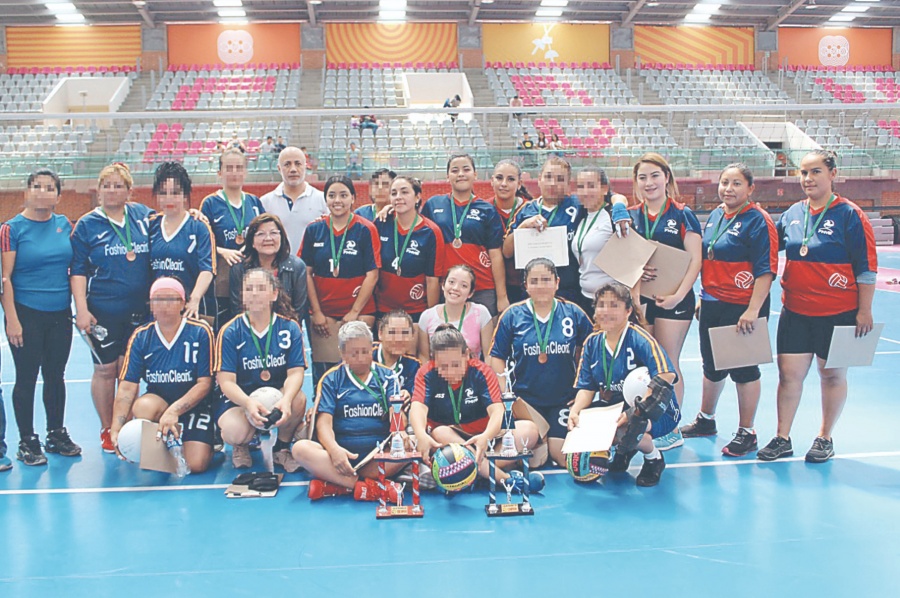 Equipo de Santa Martha disputa final de voleibol