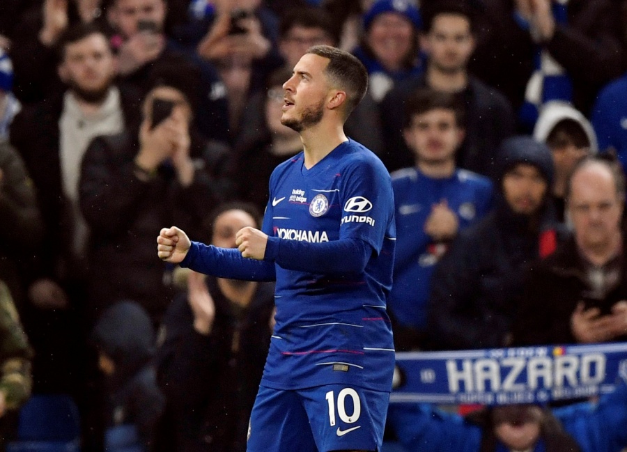 Con doblete de Hazard, el Chelsea doblega al West Ham de ‘Chicharito’