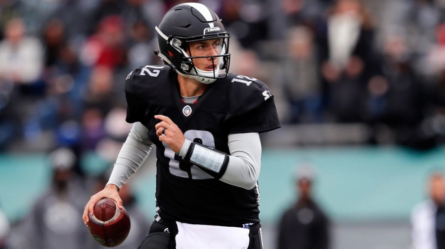 Mexicano Luis Pérez, llega a las Águilas de Filadelfia en la NFL
