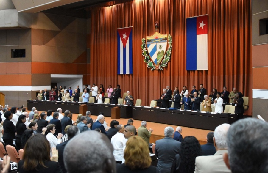 Proclama Cuba su nueva Constitución