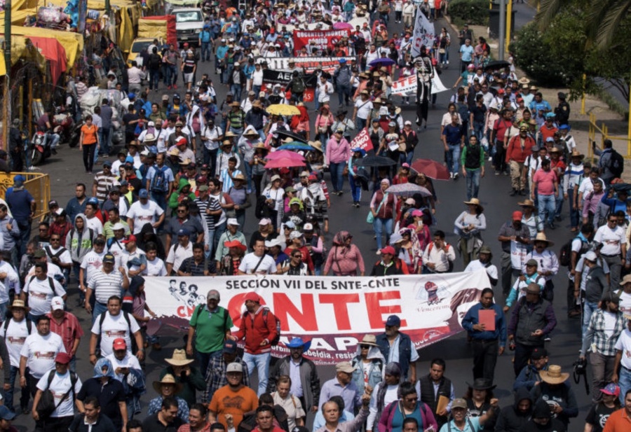 ...Y padres de familia buscan que educación no continúe secuestrada