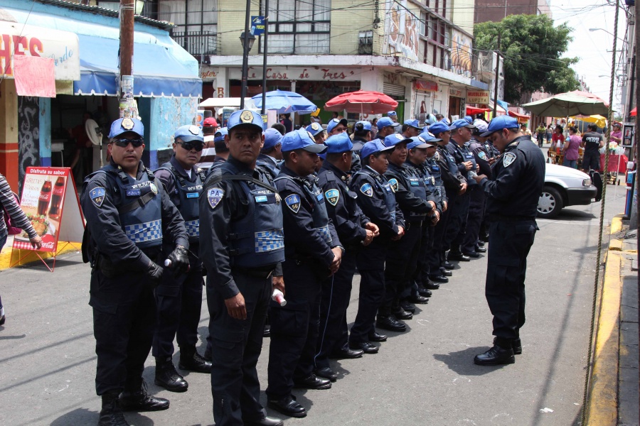 Realizan operativo de seguridad en Iztapalapa por la Pasión de Cristo