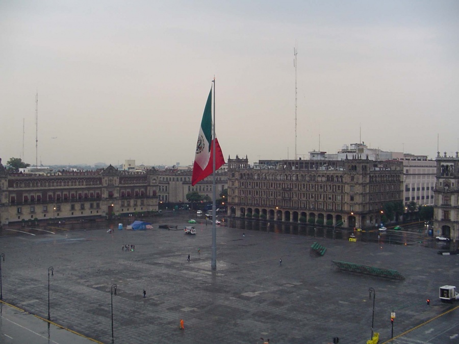 Cierran circulación al Zócalo por Semana Santa