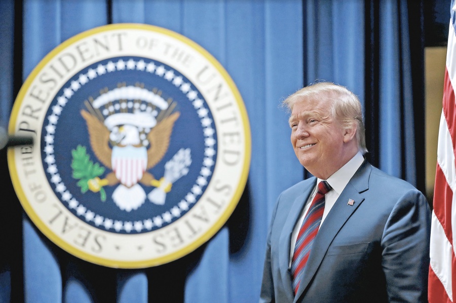 Trump castiga a los