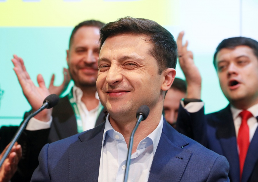 Ucrania elige a comediante Zelensky como nuevo Presidente