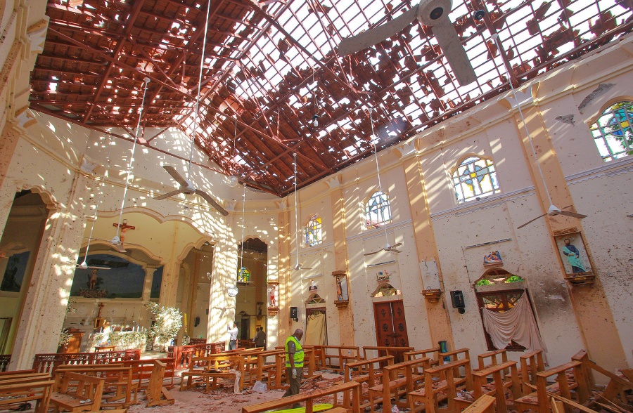 Ataque en Sri Lanka deja 200 muertos y 450 heridos