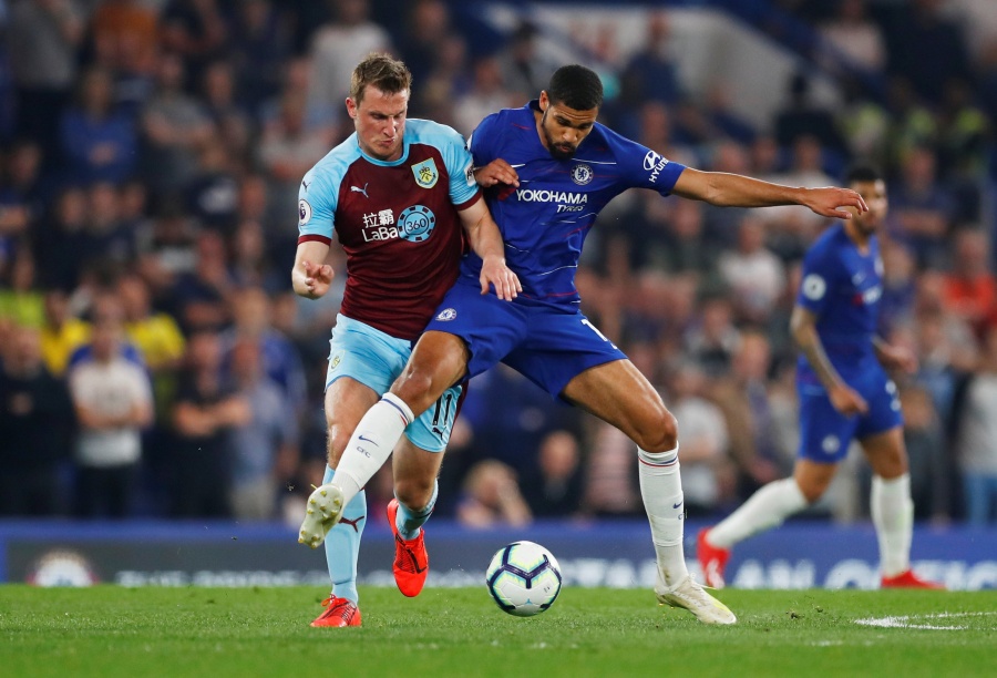 Chelsea empata contra el Burnley y complica su pase a la Champions