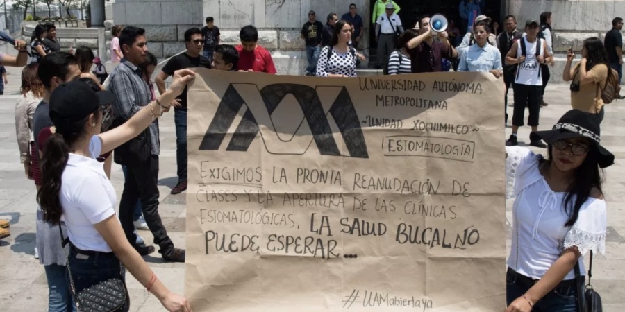 Académicos de la UAM manejan Uber por huelga