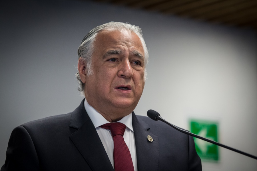 Citará el Senado a comparecer al titular de Sectur
