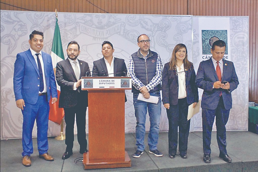 Serrano apoya el trabajo educativo de Moctezuma