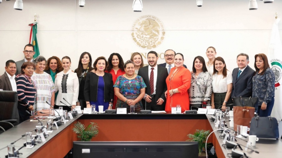 Rigoberta Menchú y Senado, refrendan compromiso con pueblos originarios