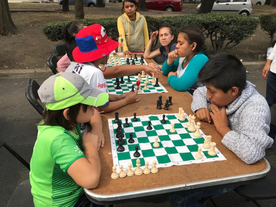 Festeja alcaldía de Iztacalco a los niños