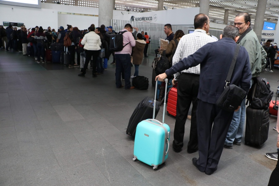 Afecta falla en sistema, operación de Aeroméxico