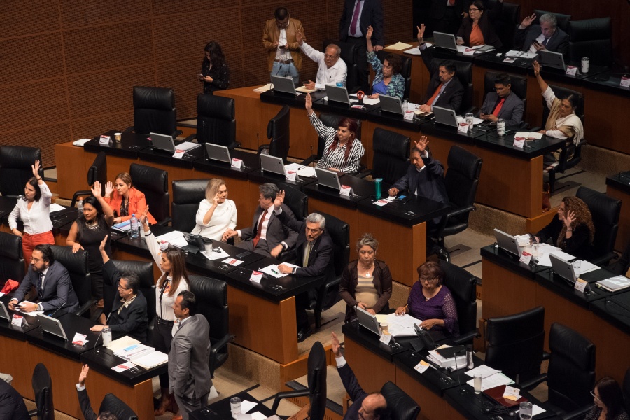 Senado aprueba en lo general la Reforma Laboral