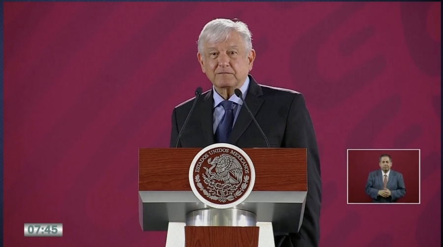 Celebra AMLO aprobación de reforma laboral